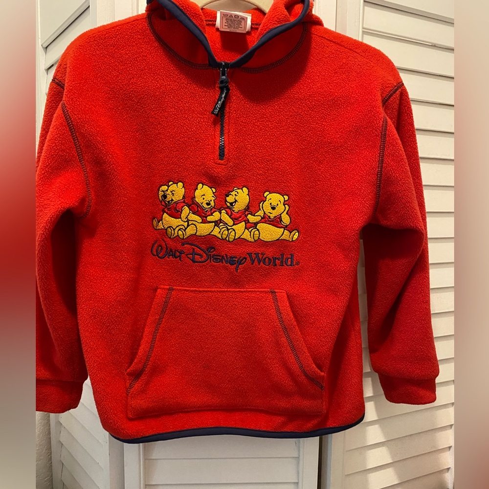 WALT DISNEY WORLD Kids “Winnie the Pooh Fleece w/Hood” Size M Red 1/4 Zip EUC